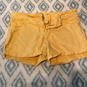 yellow shorts
